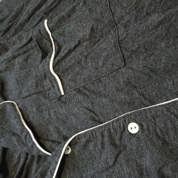 Chloe and Lola Bamboo Short Sleeve and Shorts PJ Set Size M - Picture 12 of 14